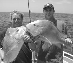 Ed Falconer and Scott Hillier from Channel Seven’s Queensland Weekender with a nice snapper and red.